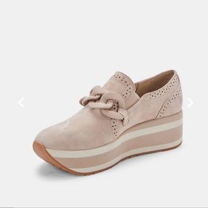 Dolce Vita Jhenee Sneaker- Dune Suede